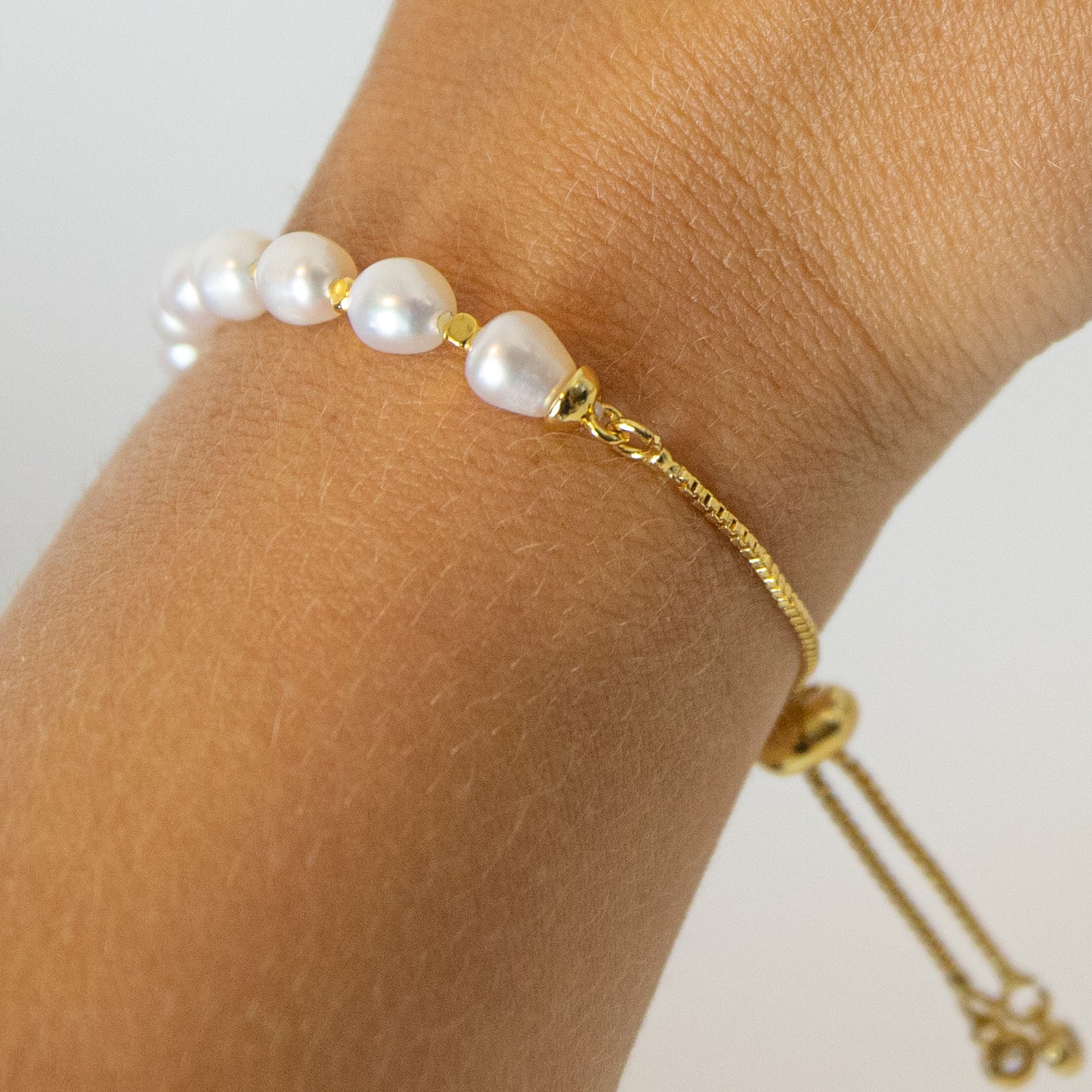 CONJUNTO PERLAS DULCES 18K “ARMONÍA DE PERLA”