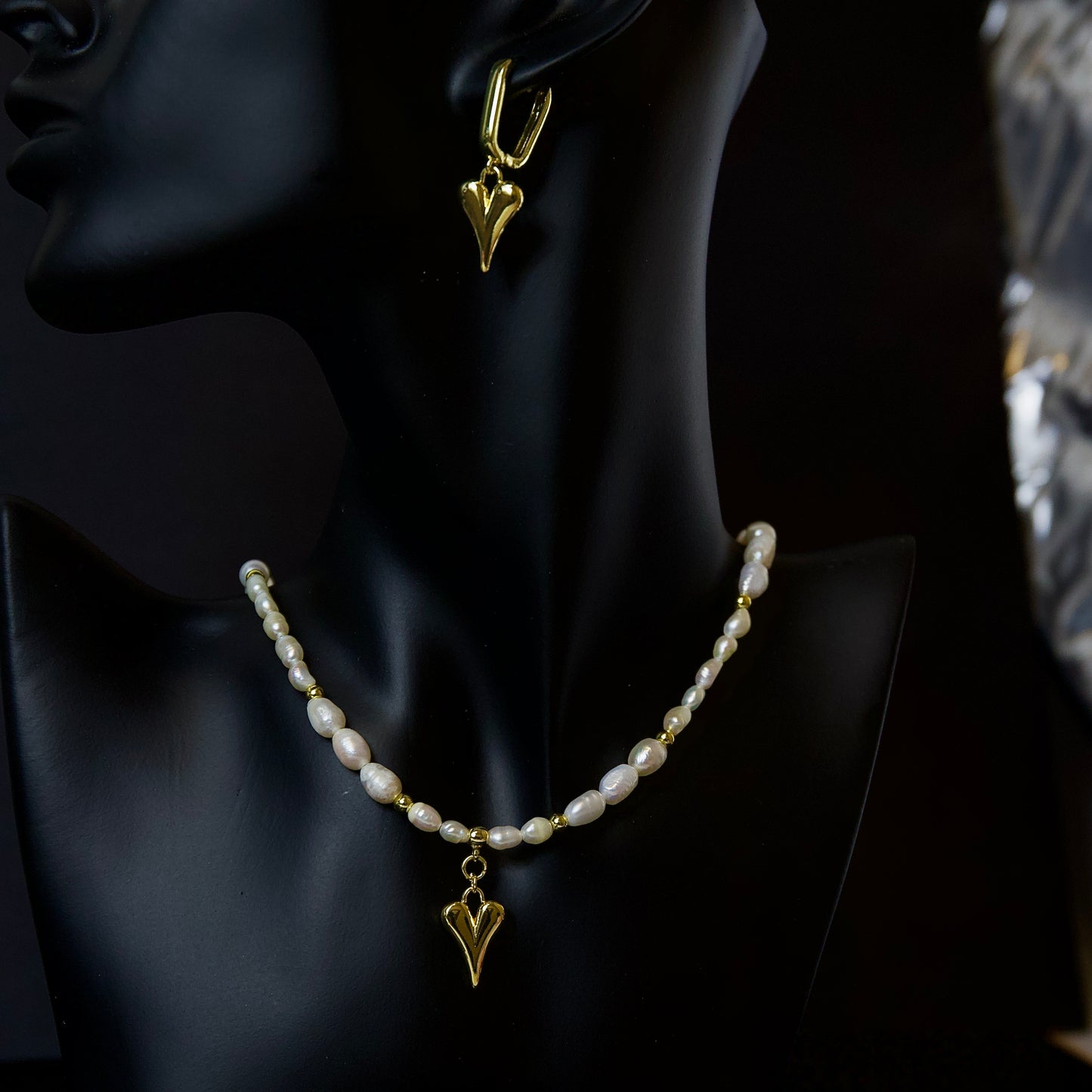 Set collar y aros con perlas     “Corazón Dorado”