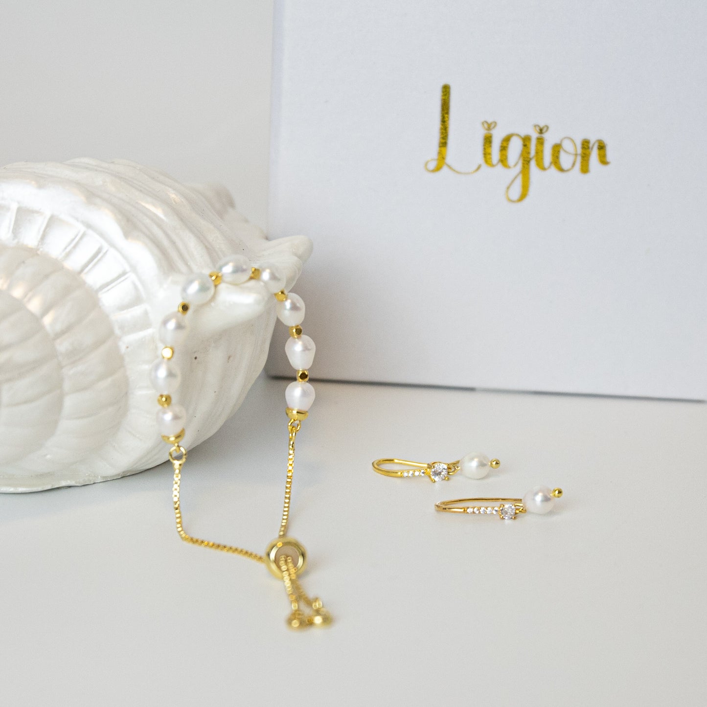 CONJUNTO PERLAS DULCES 18K “ARMONÍA DE PERLA”
